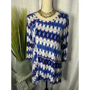 Chicos Zenergy Women’s 1 US M Blue Asymmetrical 3/4 Roll Tab Sleeve Tunic Top